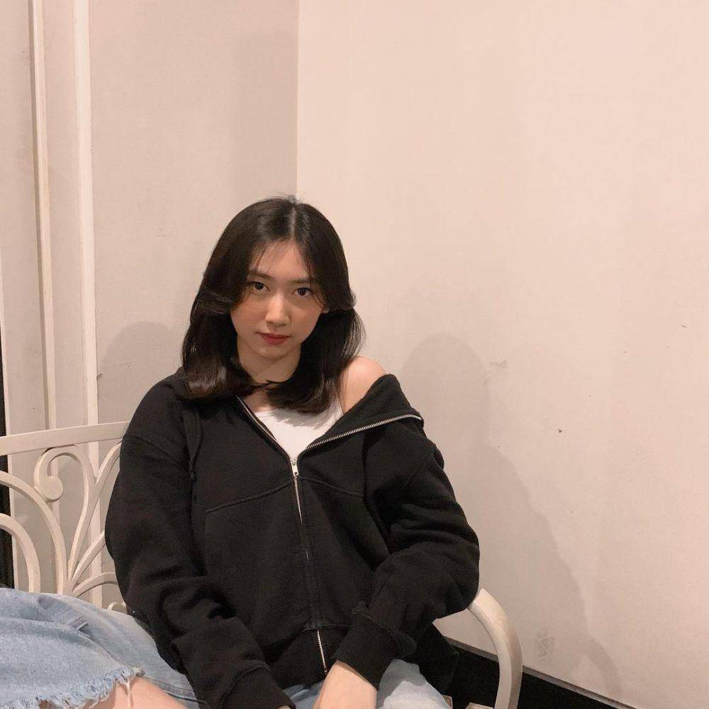 outfit kasual Jessie JKT48 (instagram.com/jkt48.jessi/)