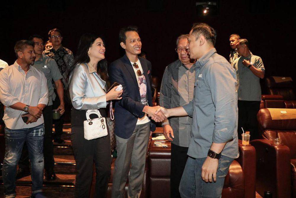 keluarga SBY nobar Air Mata di Ujung Sajadah (instagram.com/agusyudhoyono)