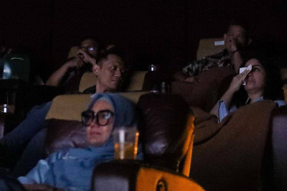 potret Agus Yudhoyono dan Annisa nobar Air Mata di Ujung Sajadah (instagram.com/agusyudhoyono)