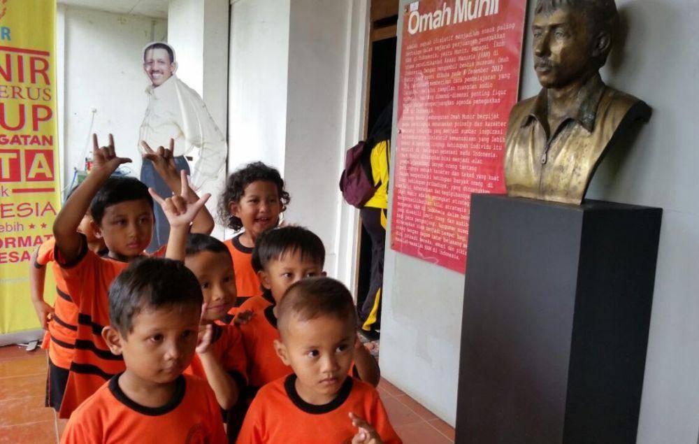 Kunjungan siswa/siswi SD di Museum HAM Omah Munir. (Twitter/@MuseumHAM_Munir)