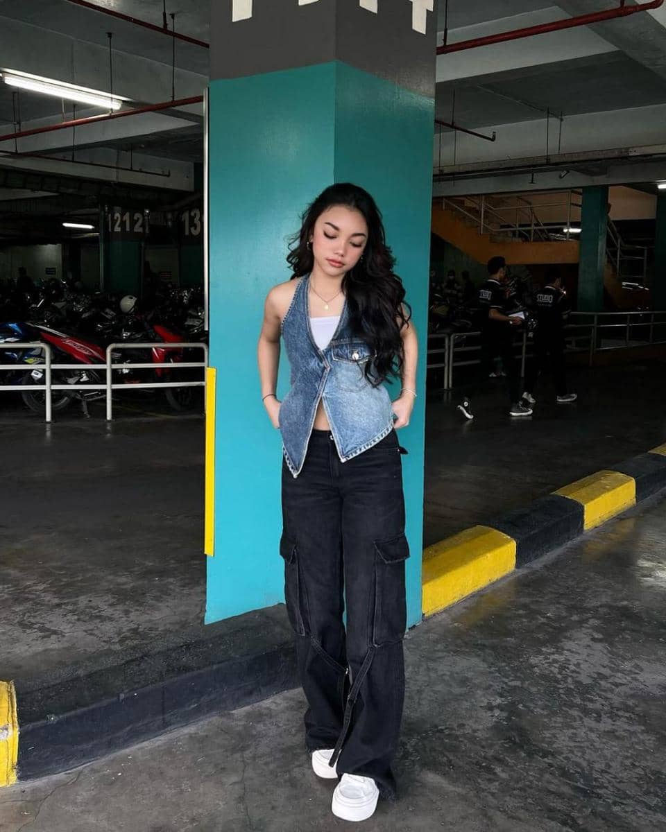 potret Naura Ayu manggung di Bandung (instagram.com/naura.ayu)