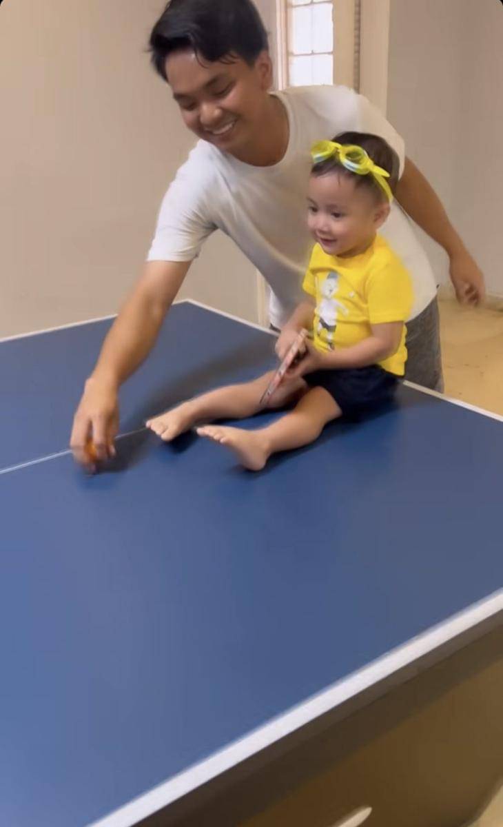 potret gemas Rayyanza latihan tenis meja (Instagram.com/raffinagita1717)