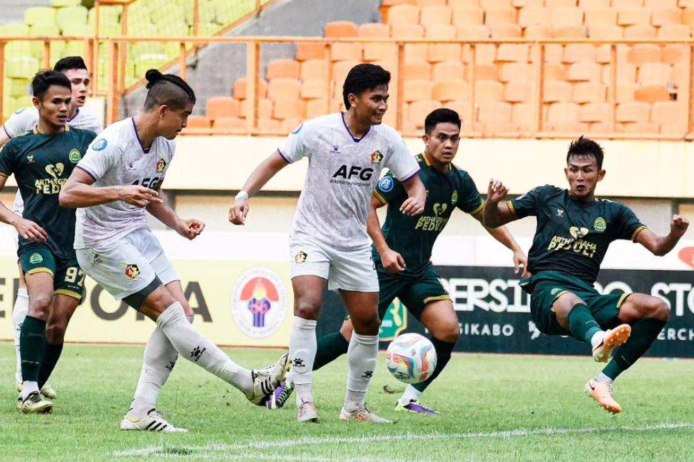 Persik Kediri saat menghadapi Persikabo 1973 pada putaran pertama Liga 1 Indonesia 2023/2024. (instagram.com/persikfcofficial)