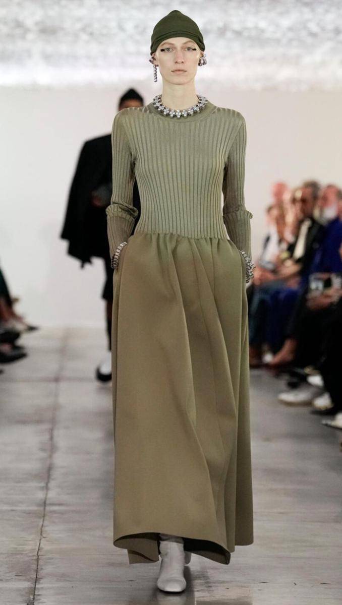 Koleksi Jil Sander di Milan Fashion Week 2023 (Dok. Paolo Lanzi)