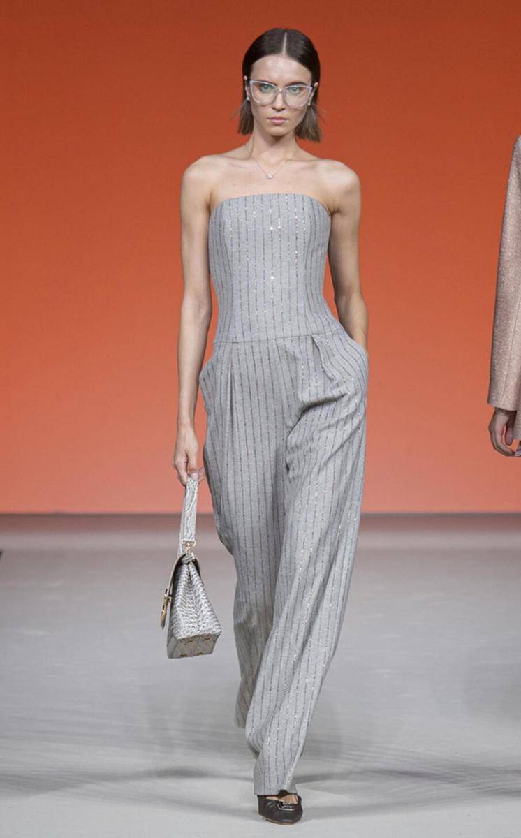 Koleksi Laura Biagiotti di Milan Fashion Week 2023 (dok. Alessandro Levati)