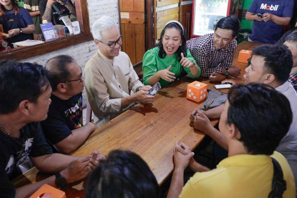 Ganjar Pranowo saat bertemu dengan kaum disabilitas (IDN Times/Istimewa)
