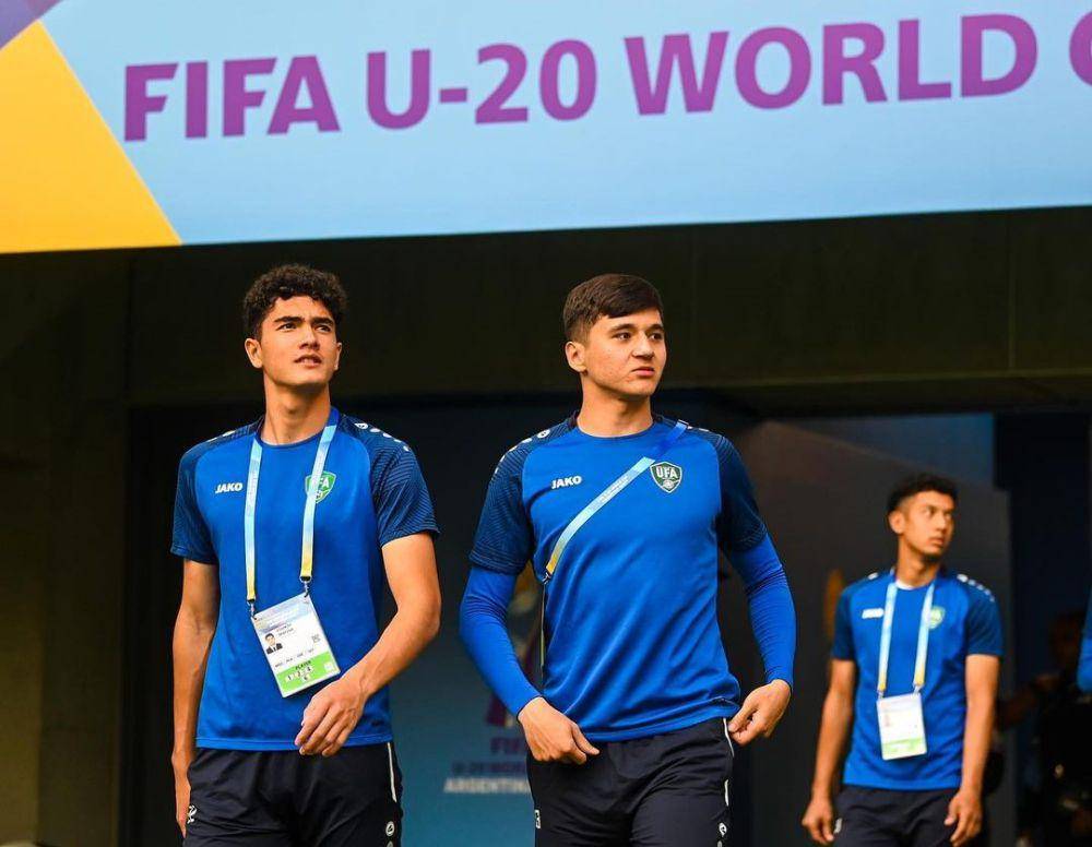 Sherzod Esanov (kiri) saat tampil di Piala Dunia U-20 2023, Argentina. (instagram.com/sh.esanov)