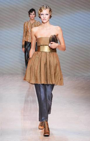 koleksi Giorgio Armani di Milan Fashion Week Spring Summer 2024 (Launchmetrics.com/spotlight)