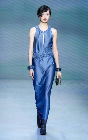 koleksi Giorgio Armani di Milan Fashion Week Spring Summer 2024 (Launchmetrics.com/spotlight)