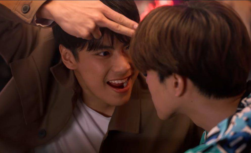 potret Ohm Pawat dalam drama Wednesday Club (dok. GMMTV/Wednesday Club)