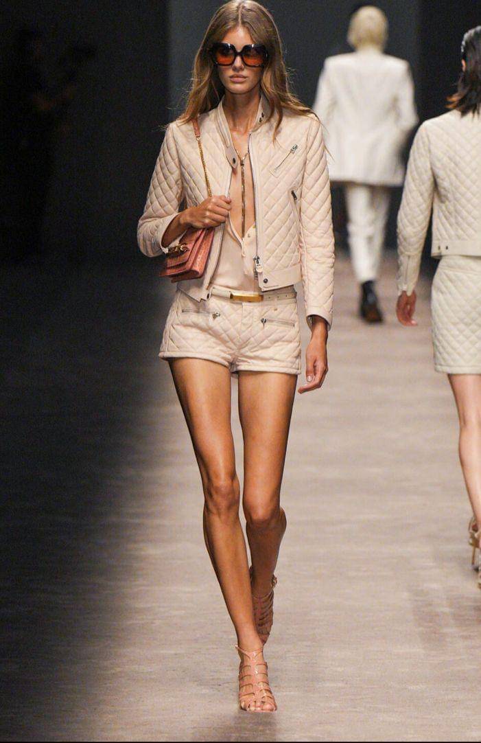 Koleksi Tom Ford SS 2024 di MFW (milanofashionweek.cameramoda)