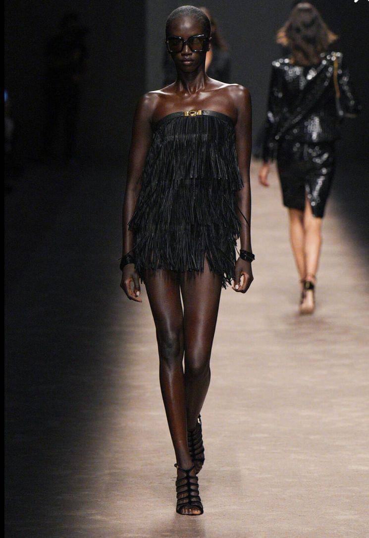 Koleksi Tom Ford SS 2024 di MFW (milanofashionweek.cameramoda)