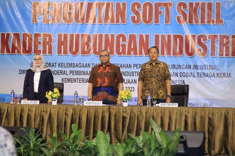 Kegiatan 'Penguatan Soft Skills Kader Hubungan Industrial' di kota Cirebon, Jawa Barat, Jumat (29/9/2023). (Dok. Kemnaker)