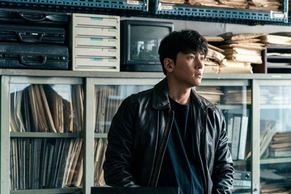 cuplikan Ji Chang Wook di drakor The Worst of Evil (dok. Disney+ Korea/The Worst of Evil)
