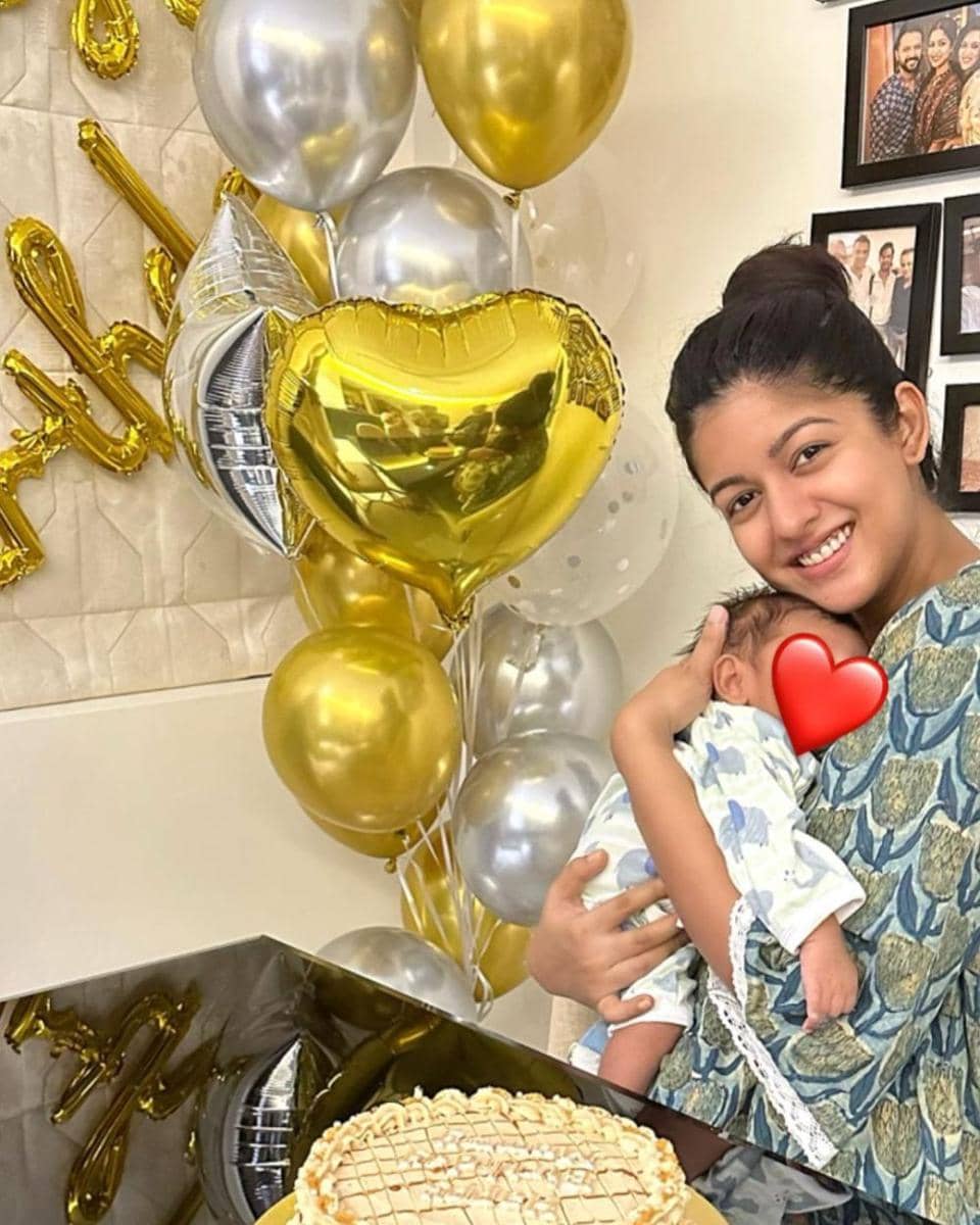 Ishita Dutta dan putranya (instagram.com/ishidutta)