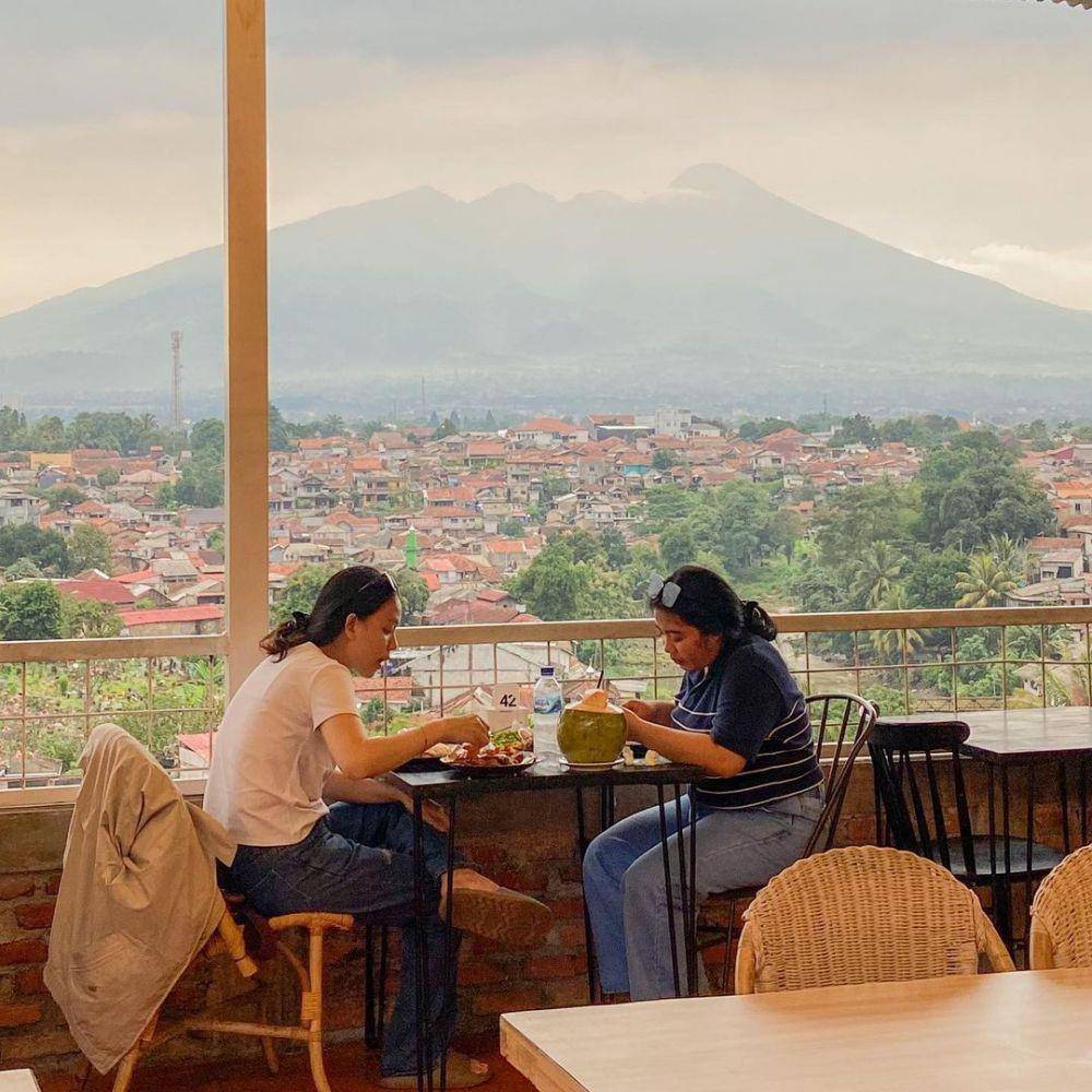 Gumati Resto Khas Sunda (instagram.com/gumatirestokhassunda)