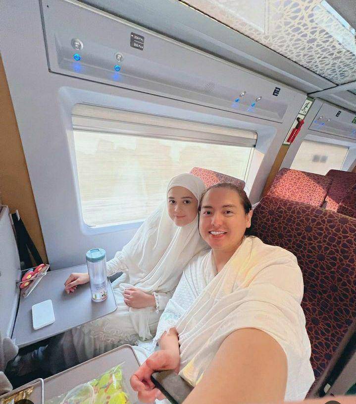 potret umrah Roger Danuarta (instagram.com/rogerojey)