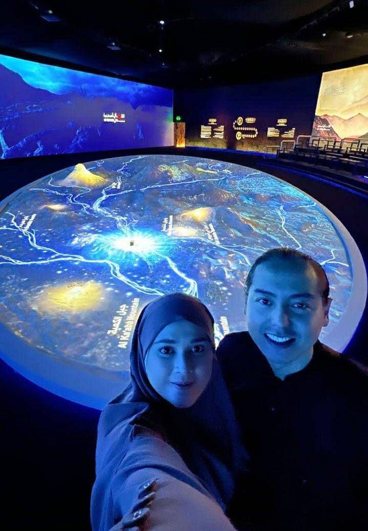 potret umrah Roger Danuarta bareng istri (instagram.com/cutratumeyriska)