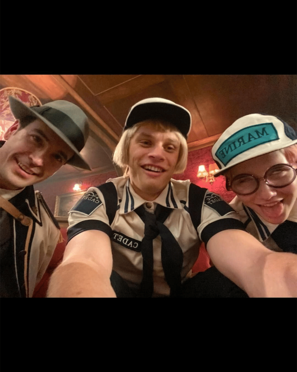 foto bersama pemeran Bogard, Helmeppo, dan Koby (dok. Netflix/One Piece)