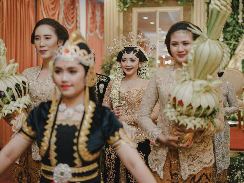 Arisma Organizer (instagram.com/arisma.organizer)
