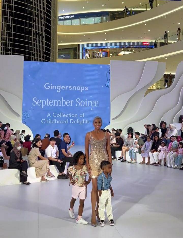 momen fashion show Akira dan Dom di Senayan City (instagram.com/allan.1501)