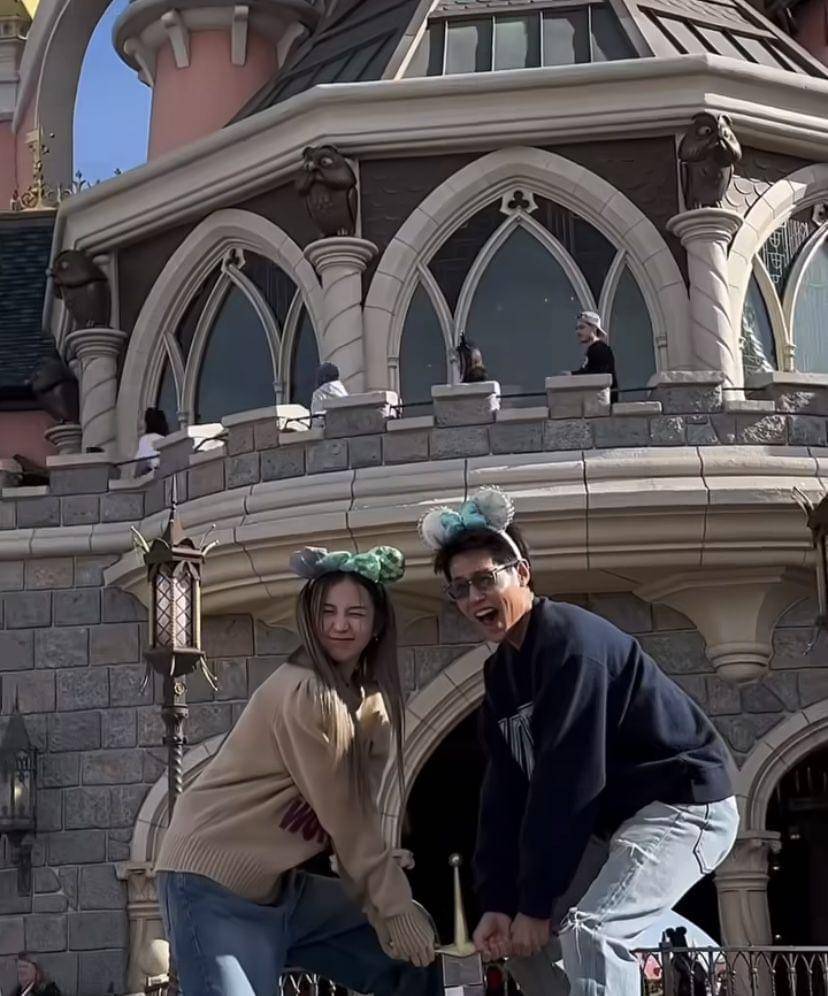 Thanaerng Kanyawee dan Billkin Putthippong (instagram.com/bbillkin)