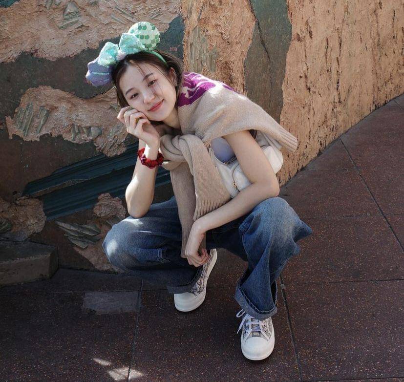 Thanaerng Kanyawee (instagram.com/thanaerngnin)