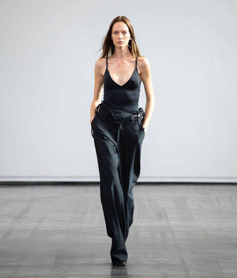 Koleksi Marie Adam-Leenaerdt di Paris Fashion Week 2023 (instagram.com/marlastar)