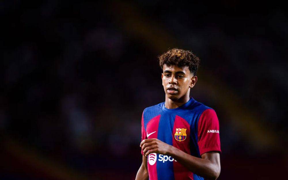 Lamine Yamal (fcbarcelona.com)