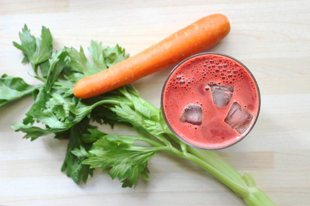 5 Tips Menghilangkan Rasa Pahit dan Bau Langu pada Jus Sayur