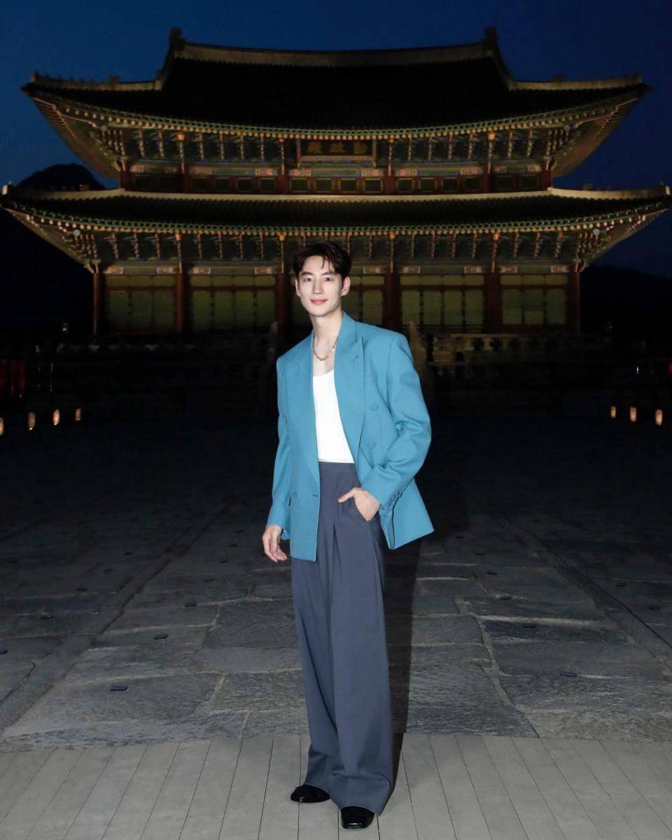 Lee Je Hoon (Gucci via Instagram.com/leejehoon_official)