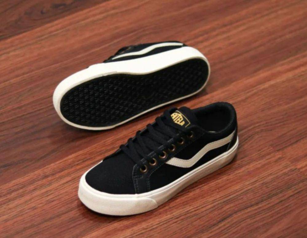 Ventela Republic Low Series (tokopedia.com/Vantela official store)