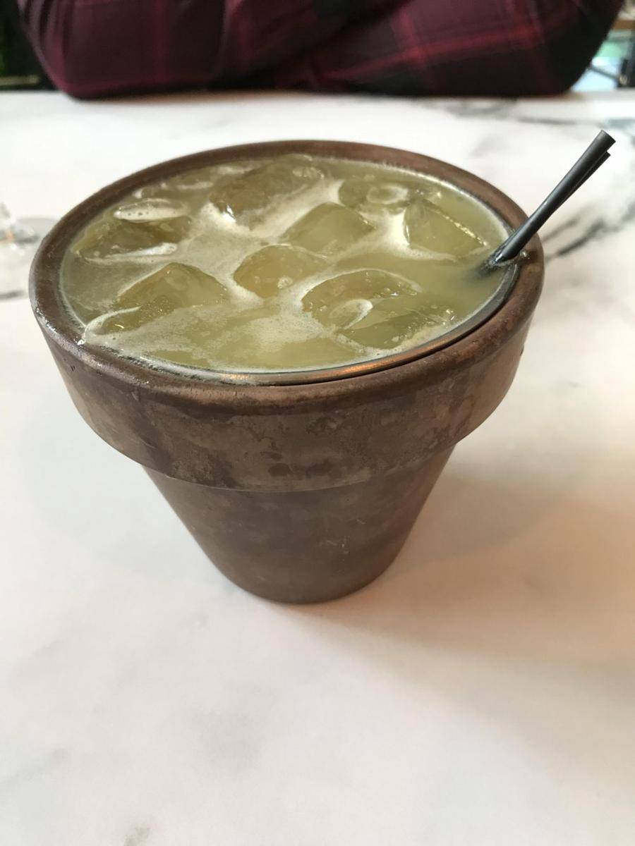 potret penyajian minuman gak masuk akal (reddit.com/user/joinmewiththedinosau)