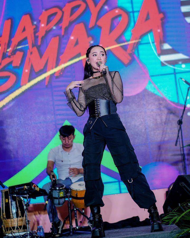 kronologi Happy Asmara kesurupan pas manggung (instagram.com/happy_asmara77)
