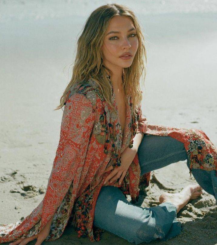 potret Madelyn Cline (instagram.com/madelyncline)