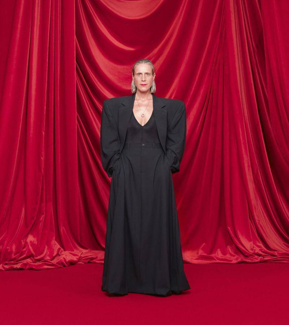 Koleksi Balenciaga di Paris Fashion Week 2023 (instagram.com/balenciaga)
