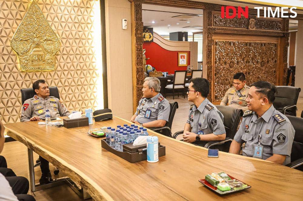 Perwakilan Kemenkumham Jateng menggelar pertemuan dengan Kapolda Jateng Irjen Pol Ahmad Luthfi. (IDN Times/Dok Humas Kemenkumham Jateng)