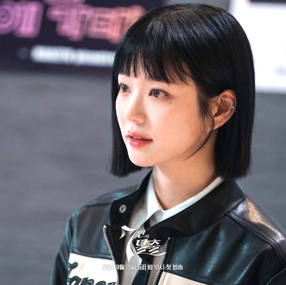 Lee Yoo Bi di drama The Escape of the Seven (instagram.com/sbsdrama.official)