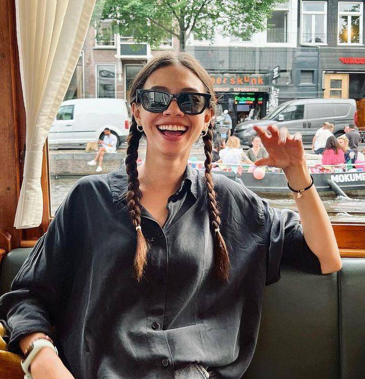 Gaya kepang dua Yuki Kato (Instagram.com/yukikt)