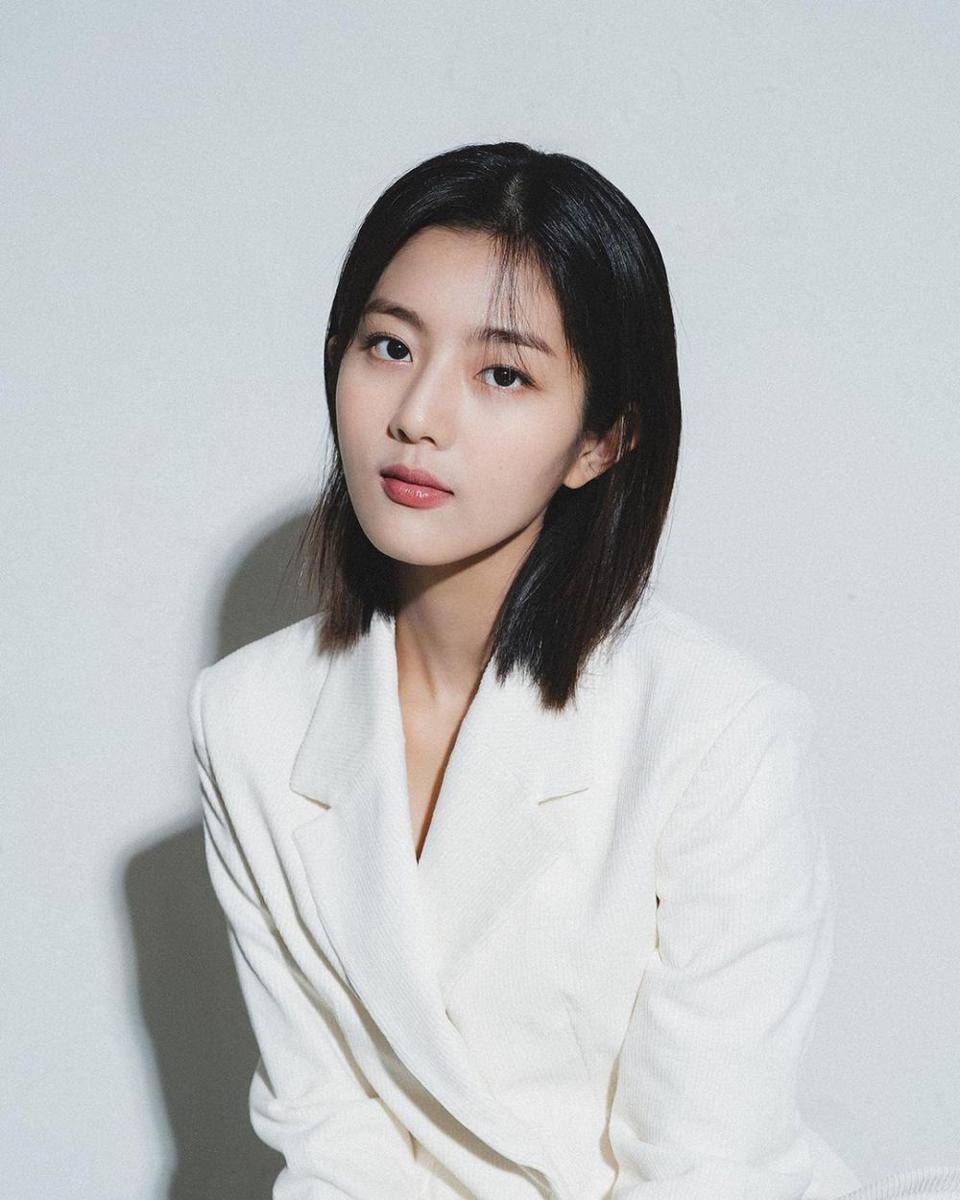 Shin Eun Soo memerankan karakter Yoon Chung Ah di drakor Twinkling Watermelon (instagram.com/npioent)
