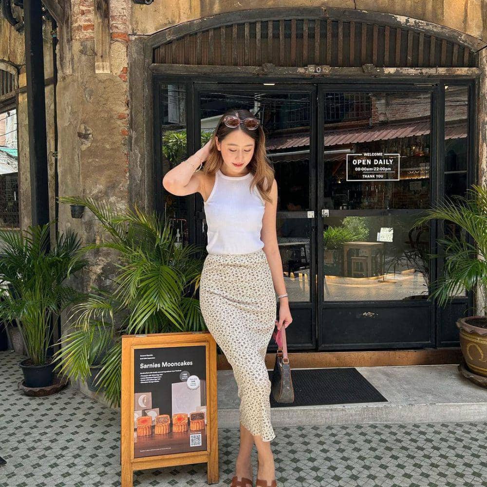 ide sleeveless outfit ala Neen Suwanamas (instagram.com/neenneeen)