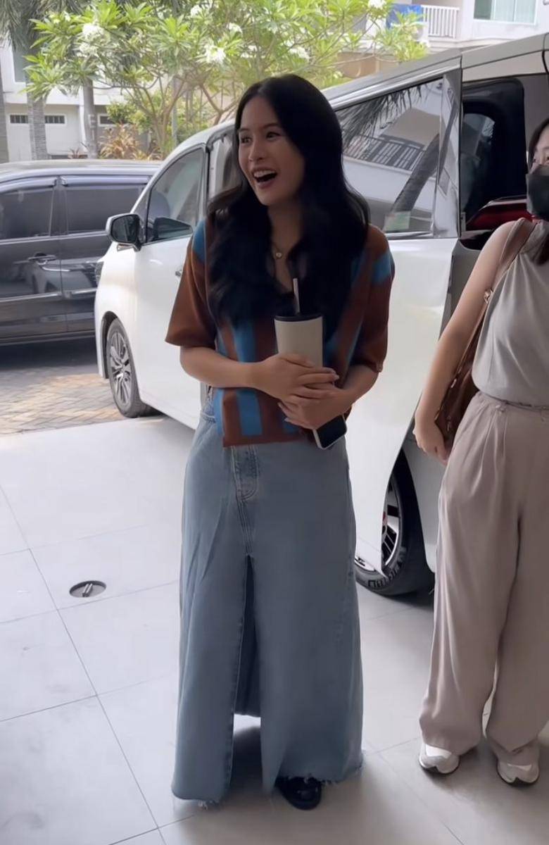 potret Maudy Ayunda main ke rumah Denny Sumargo (Instagram.com/sumargodenny)