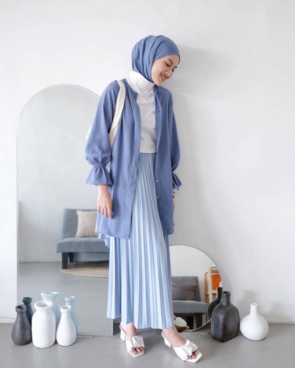 outfit ke kantor warna cerah ala Inas Rana (instagram.com/inasrana)