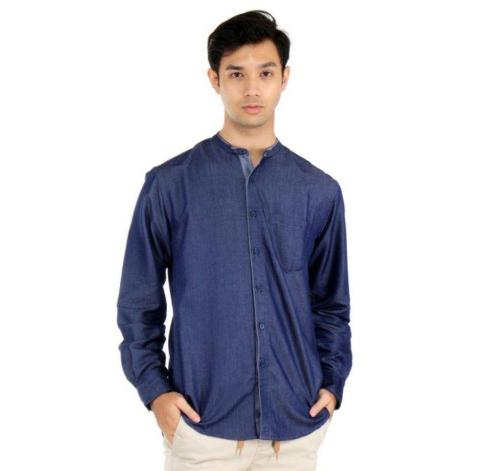 Benhill Kemeja Koko Pria Denim Lengan Panjang Navy Blue (tokopedia.com/Gandhistoree)