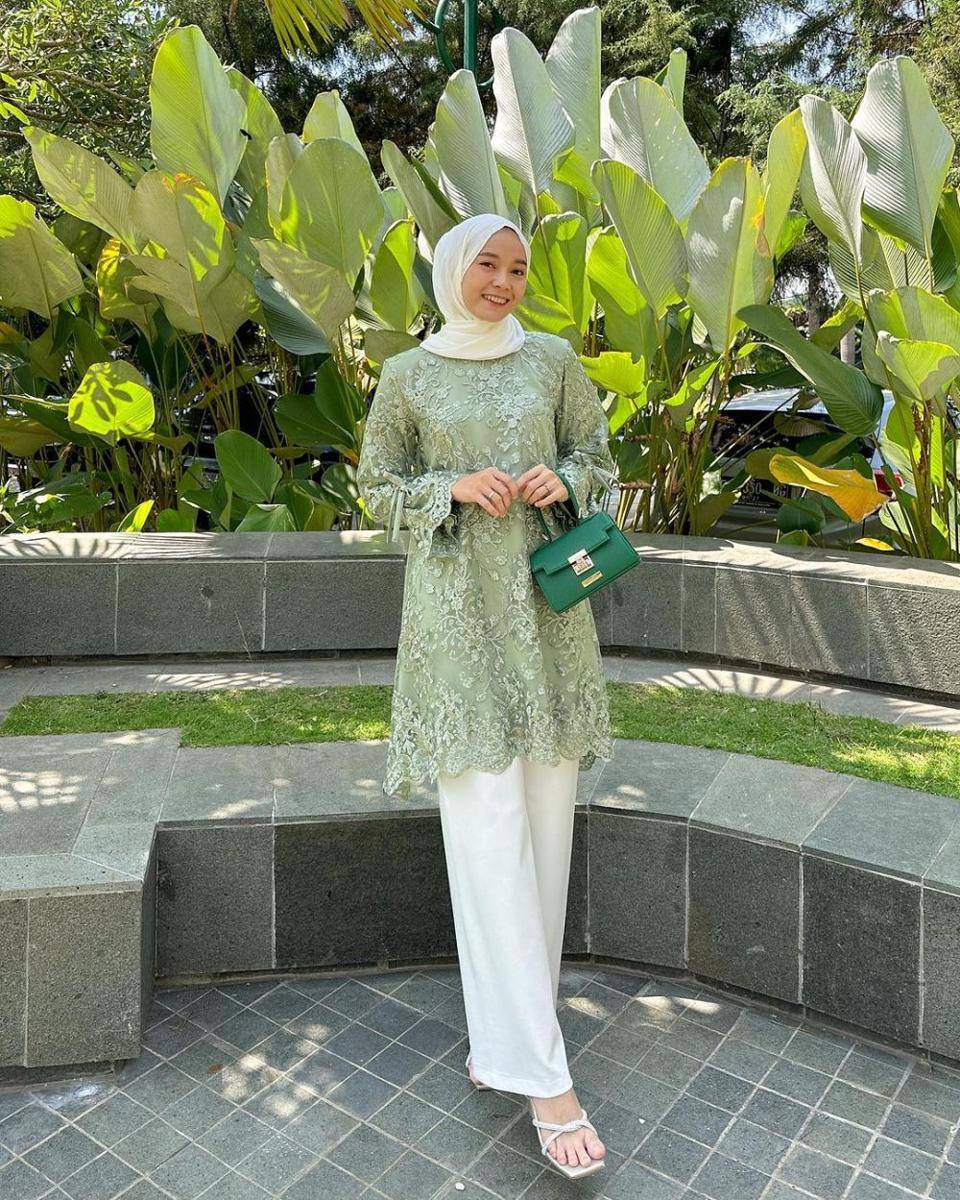 inspirasi OOTD ala Anny Shofia (instagram.com/annyshofia)