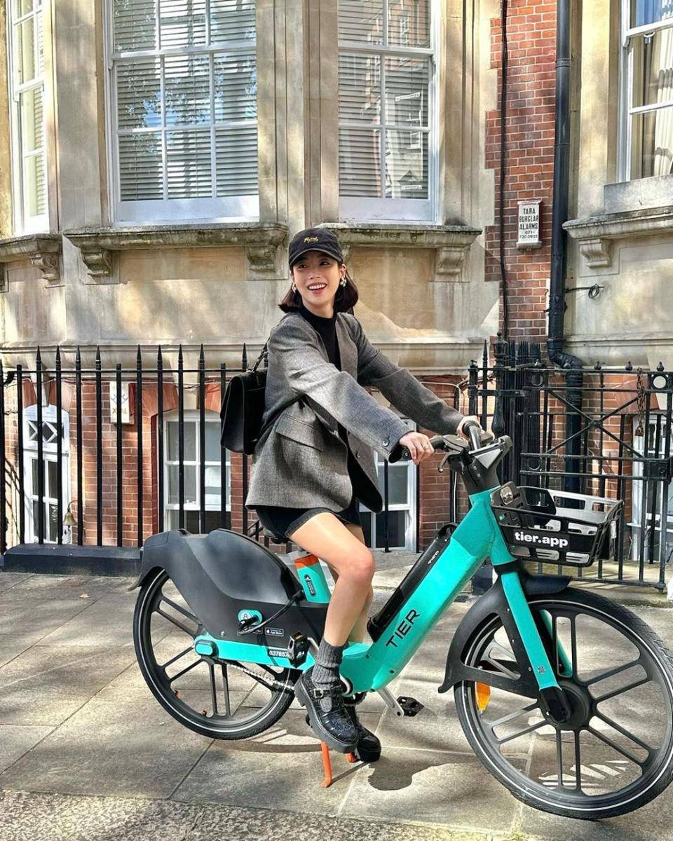 Ki Eun Se street style (instagram.com/kieunse)