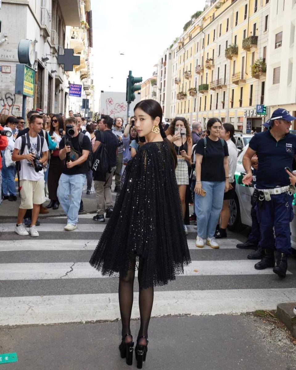 Ki Eun Se street style (instagram.com/kieunse)