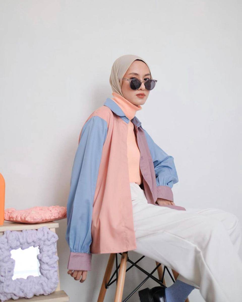 outfit ke kantor warna cerah ala Inas Rana (instagram.com/inasrana)