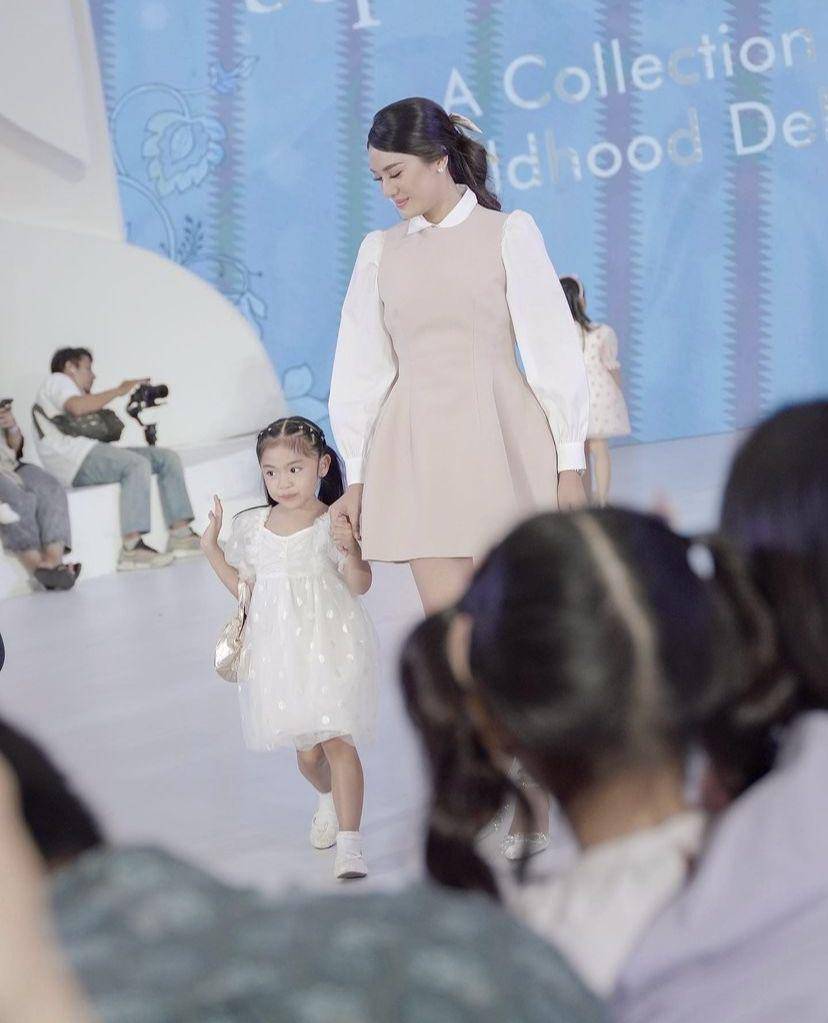 Anissa Aziza dan Alinea (instagram.com/anissaaziza)