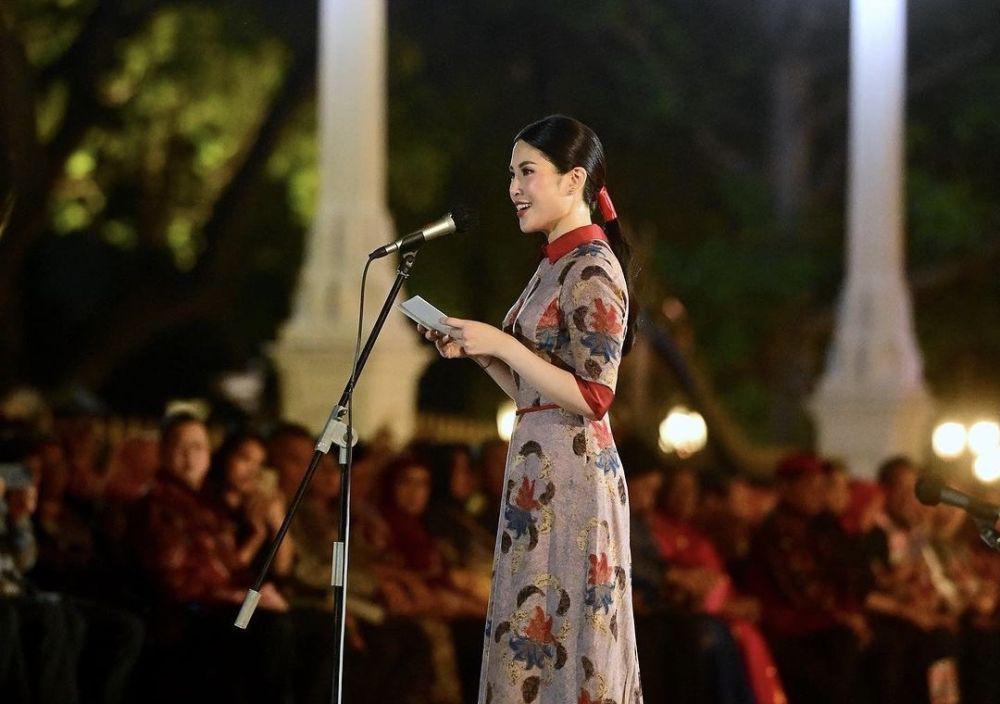 8 Momen Angela Tanoesoedibjo Jadi Ketua Pelaksana Istana Berbatik 2023